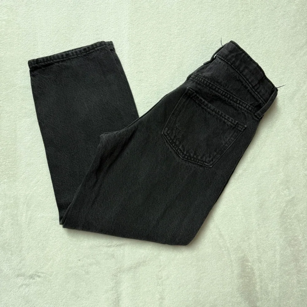 Old Navy Kids Slouchy Straight High Rise Distressed Black Jeans Tough 10